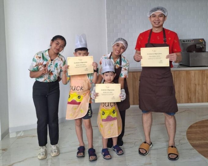 Ubud: Exclusive Chocolate Experience, Monkey Forest & Swing - Important Considerations