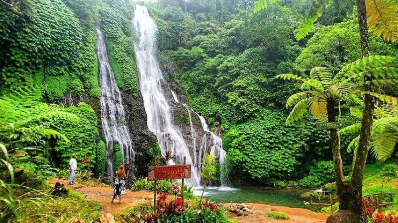 Ubud: Explore Water Temple, Monkey Forest and The Twin Lake - Itinerary and Activities