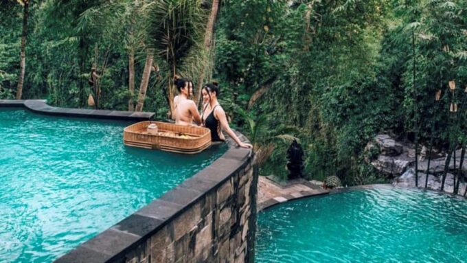 Ubud : Floating Breakfast Photoshoot at Cretya Bali - Frequently Asked Questions