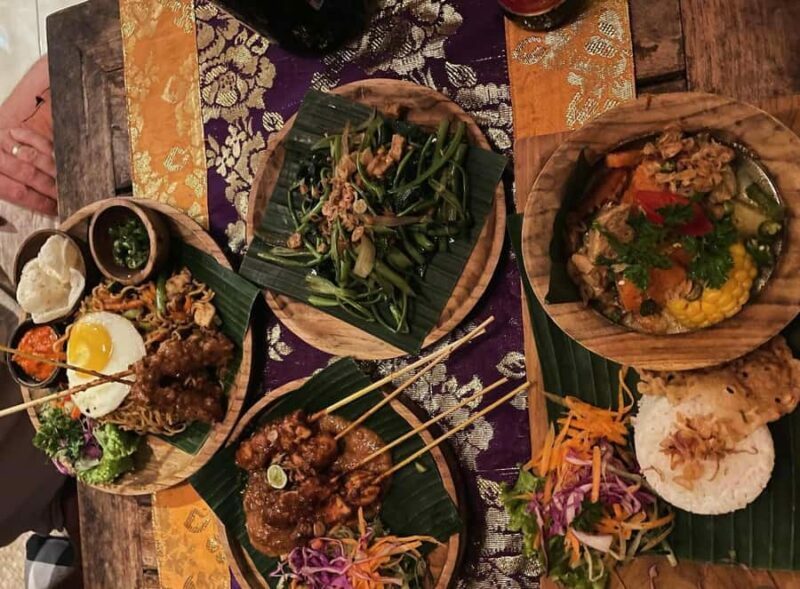 Ubud: Gianyar Night Market Food Tour with up to 17+ Tastings - Considerations for Travelers
