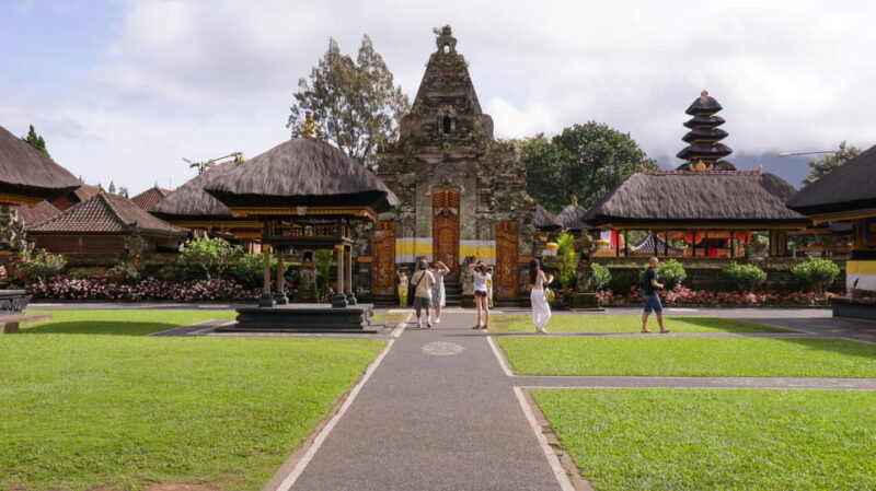 Ubud Highlights Private Day Tour All-Inclusive - Transportation and Logistics