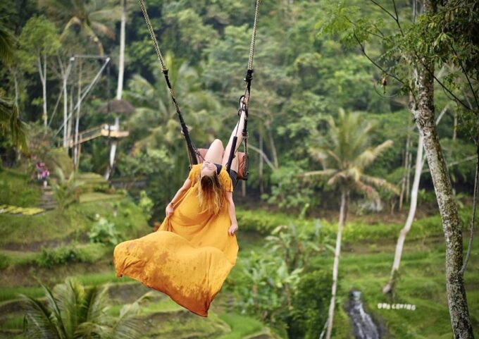 Ubud: Jungle Club, Waterfall, Market, and Tanah Lot Tour - Customer Reviews and Experience