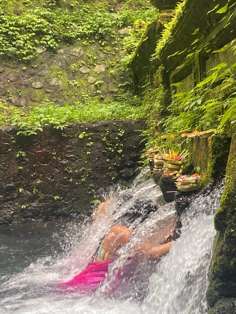 Ubud: Melukat Ceremony and Sunset Seeing - Group Size