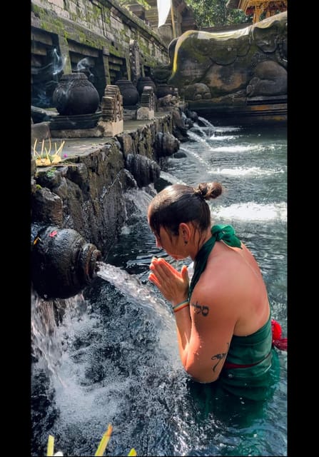 Ubud: Monkey Forest, Cretya Ubud, Tirta Empul, Waterfall - Key Points