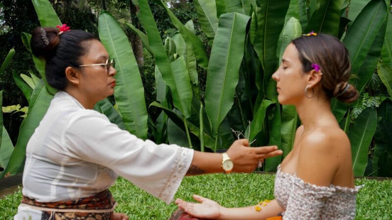 UBUD: PALM READING & BLESSING by BALINESE SPIRITUAL HEALER - Transport and Meals
