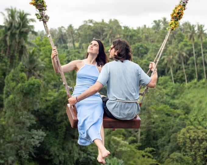 Ubud: Private Tour With Local Photographer - Tour Duration and Pricing