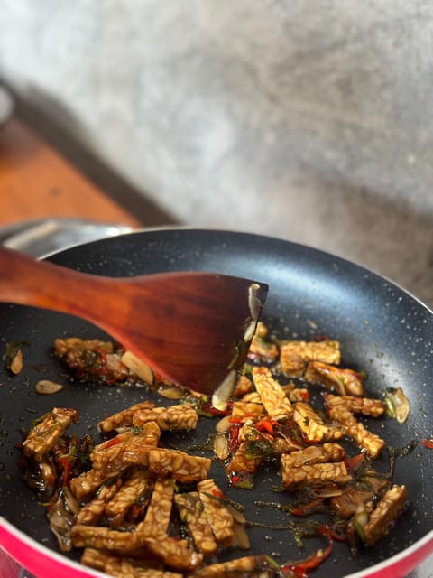 Ubud: Real Bali Farm Cooking Class & Market Visit - Reserve and Pay Later