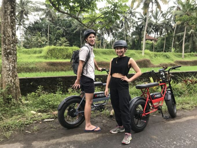 Ubud: Rice Terraces & Villages Half-Day Fat Tire E-Bike Tour - Enjoy Balinese Lunch