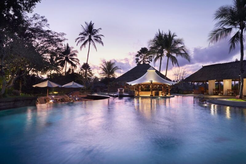 Ubud: Romantic Barbecue Dinner by the Pool - Transportation and Pickup