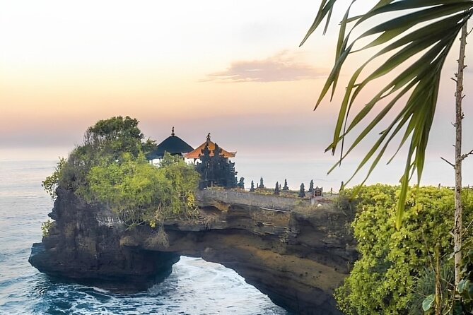Ubud Tanah Lot Tour: Rice Terrace - Waterfall - Batuan Temple - Cultural Experiences