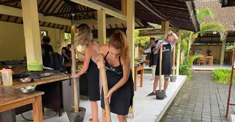 Ubud: Traditional Cooking Class & Market Tour With Transfer - Customer Reviews