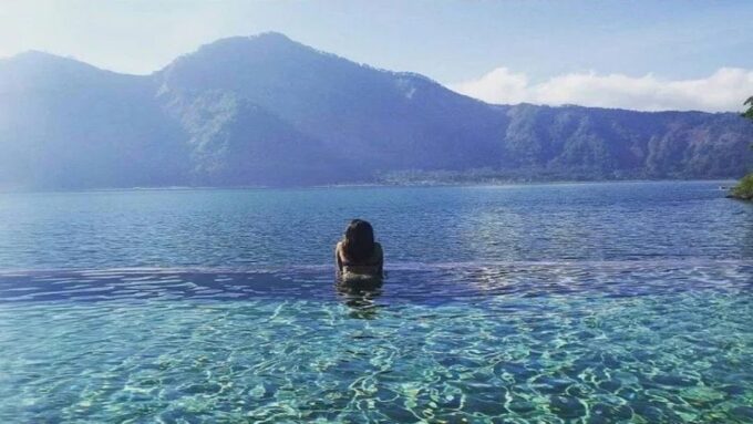 Ubud & Volcano Hot Springs Tours - Explore Ubud Palace and Market