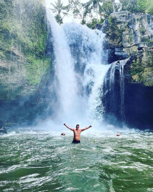 Ubud: Waterfalls, Water Temple & Bali Swing - Tegenungan Waterfall