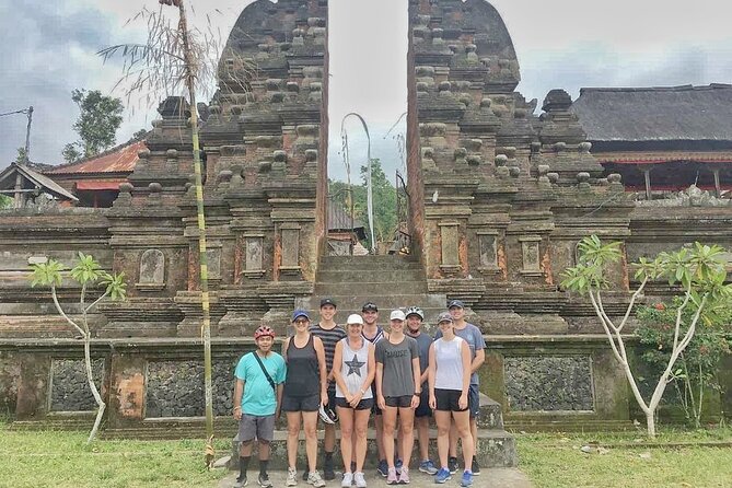 Ubud Wonderful Afternoon Downhill Cycling Tour - Professional Local Guide