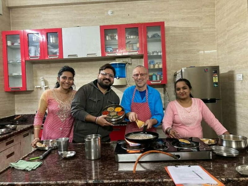 Udaipur: Authentic Indian Cooking Class with Lunch or Dinner - Breakdown of the Experience