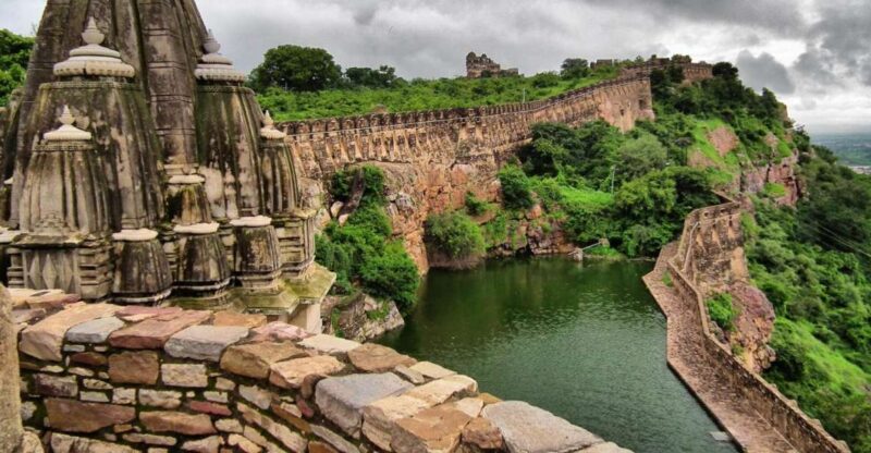 Udaipur: Chittorgarh Sightseeing Tour by Car - All Inclusive - Attractions and Experience