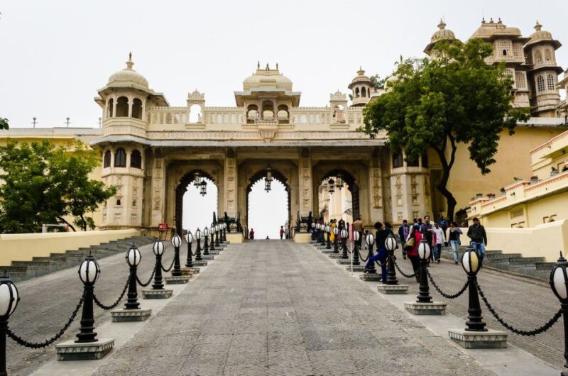 Udaipur: City Palace of Udaipur Tour With Guide - City Palace Overview