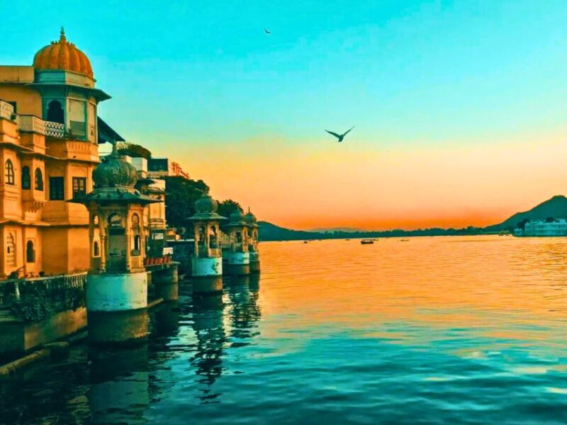 Udaipur Cultural Walking Tour With Local Snacks - Cultural Experience