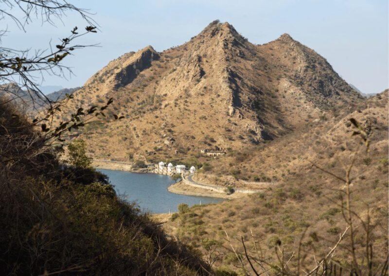 Udaipur: Excursion to Tiger Lake 3 Hours Guided Walking Tour - Local Lifestyle Interaction