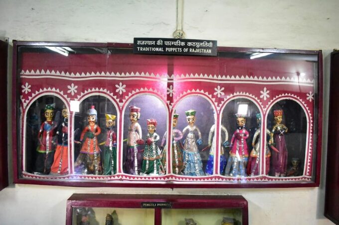 Udaipur Full Day City Tour By Car With Guide - Important Notes