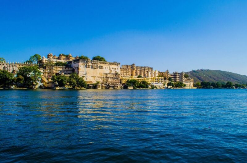 Udaipur Full-Day Private Sightseeing Tour With Guide - Culinary Experience