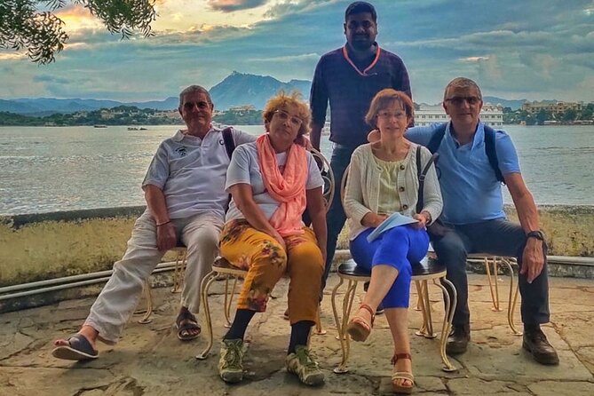 Udaipur Full Day Sightseeing Tour With Guide - Customer Reviews and Pricing