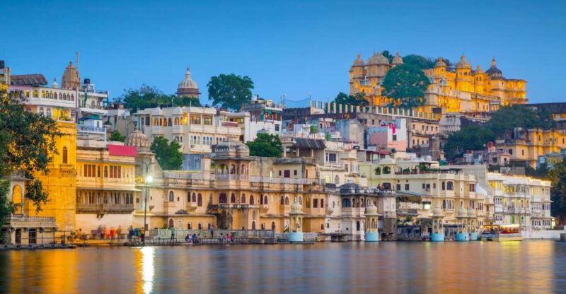 Udaipur: Guided Ghat Tour and Boat Ride - Inclusions