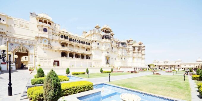 Udaipur Lake With Jaisalmer Desert Safari Tour 5D/4N - Frequently Asked Questions