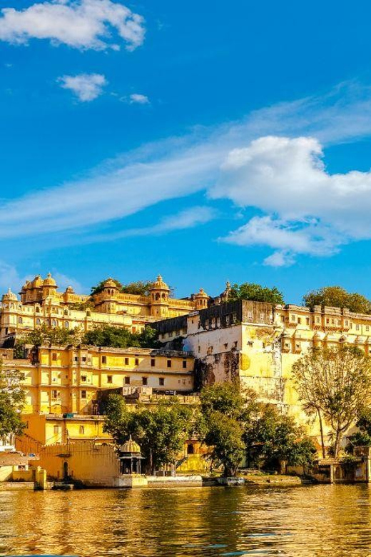 Udaipur: Local City Sightseeing Private Guided Tour - Included Services