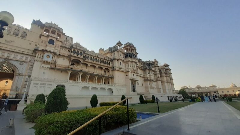Udaipur: Private City Sightseeing Guided Tour With Tuk Tuk - Tour Inclusions