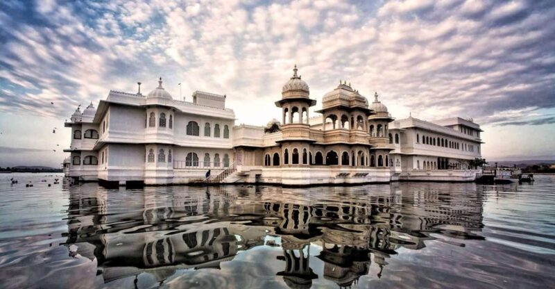 Udaipur: Private Guided Udaipur Sightseeing Tour - Key Points