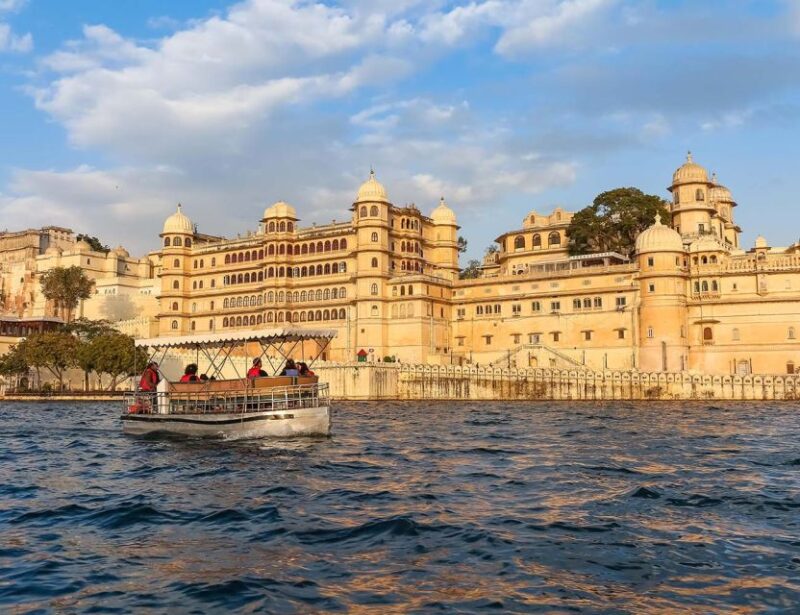 Udaipur: Private Sightseeing Guided City Tour in Udaipur - Key Points
