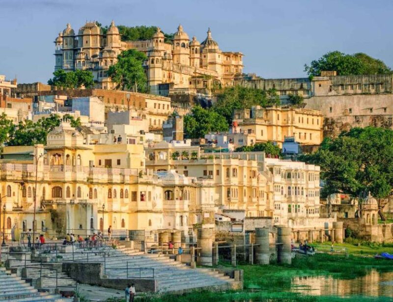 Udaipur: Private Sightseeing Guided City Tour in Udaipur - Top Attractions