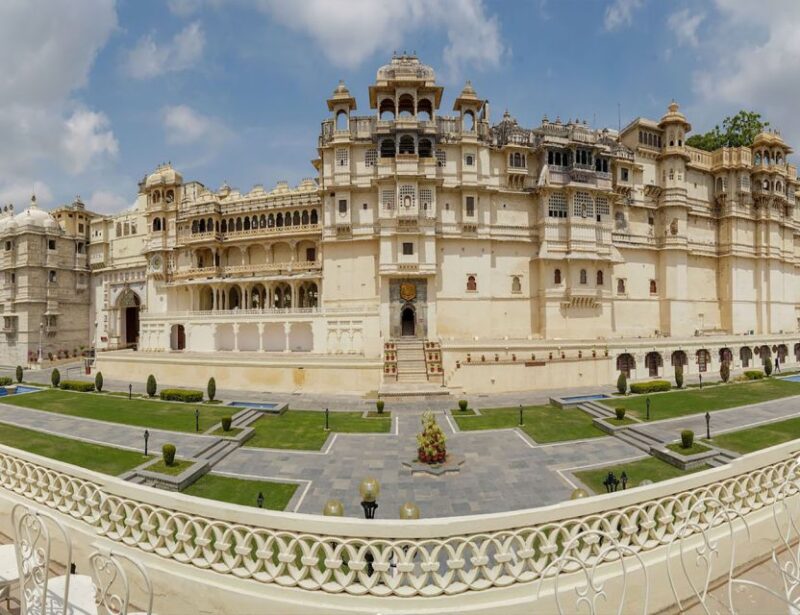 Udaipur: Private Sightseeing Guided City Tour in Udaipur - Frequently Asked Questions