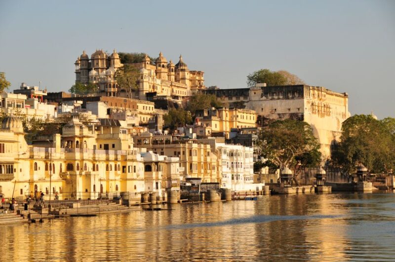 Udaipur: Private Transfer From Airport to Hotel - Booking Details