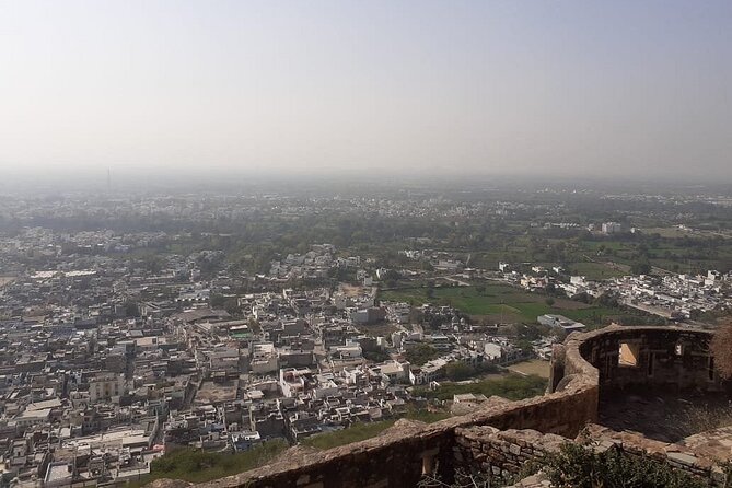 Udaipur Sightseeing Day Tour With Professional Guide and Driver - Additional Details