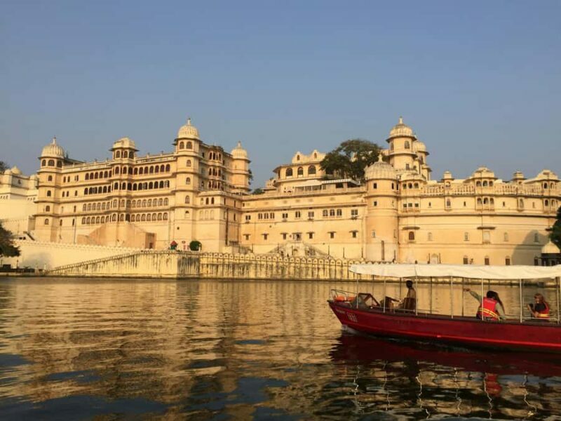 Udaipur: Sightseeing Tour by Tuk-Tuk or Car with a Driver - FAQ