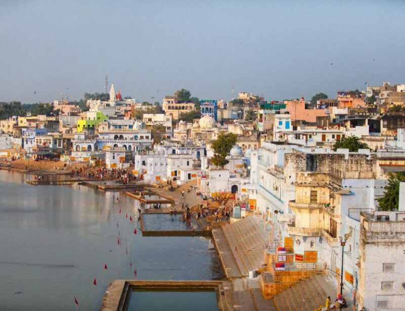 Udaipur to Jaipur via Pushkar Private Tour by Cab - Day 2: Udaipur to Pushkar