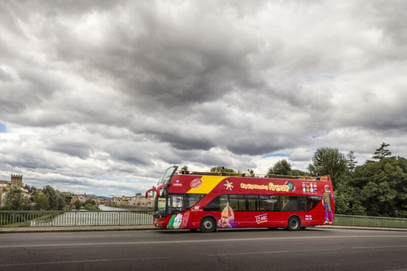 Uffizi Gallery & Hop-on Hop-off Bus Tour - Hop-on Hop-off Bus
