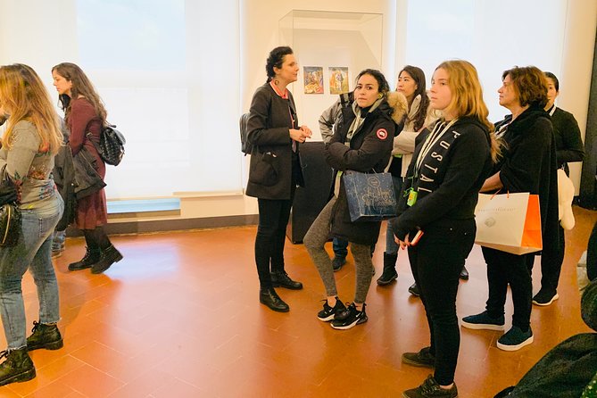 Uffizi Gallery Small Group Tour With Guide - Exploring the Gallery After the Tour