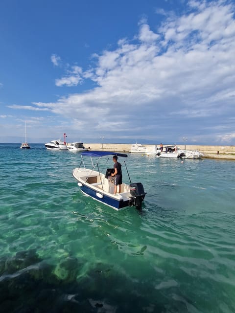 Ugljan: Boat Torus - Pricing and Reservation