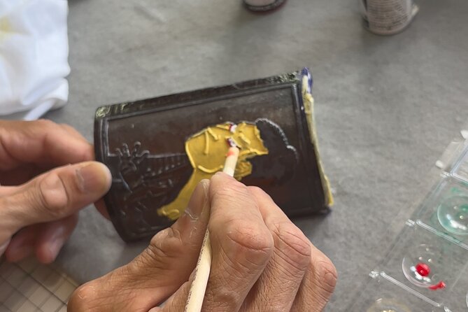 Ukiyoe Art on Glass Labels for Japanese Sake - Step-by-Step Guidance