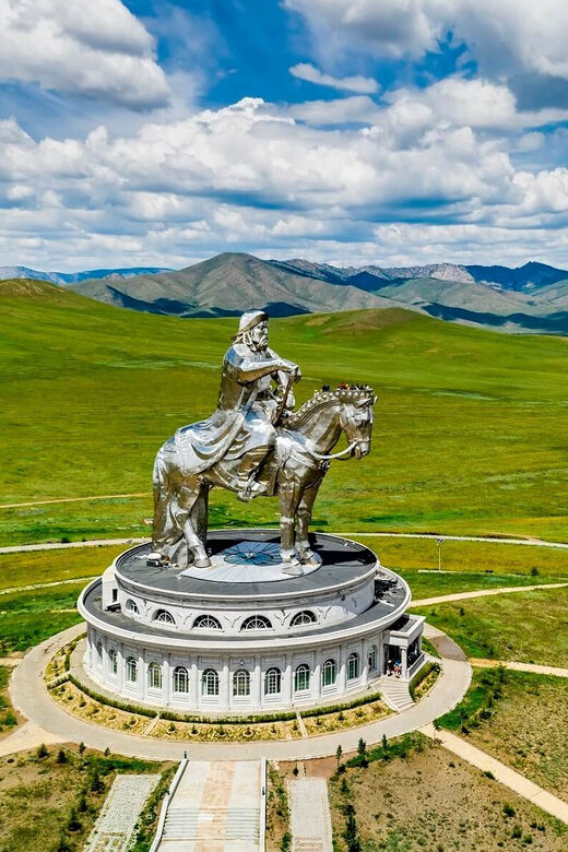 Ulaanbaatar: Chinggis Khan Statue and National Park Day Trip - Key Points