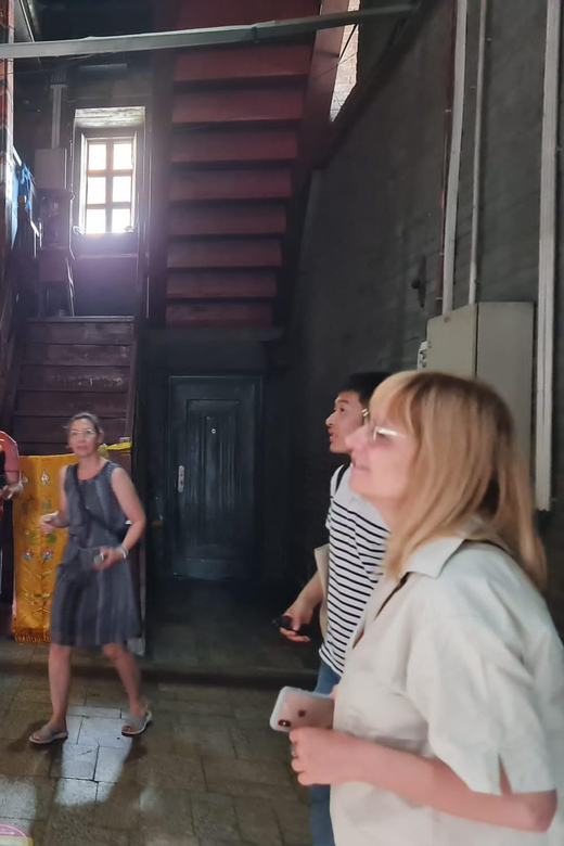 Ulaanbaatar Walking Tour: With Traditional Dance Class - Traditional Dance Class