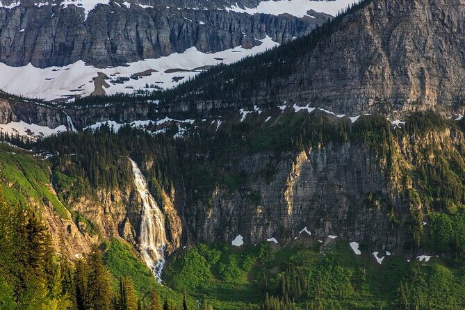 Ultimate Audio Tours: Yellowstone, Glacier, Grand Teton & Banff - An in-depth look at the Yellowstone, Glacier, Grand Teton & Banff tour