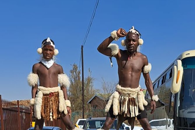 Ultimate Johannesburg Soweto Experience With Apartheid Museum - Johannesburgs Iconic Structures