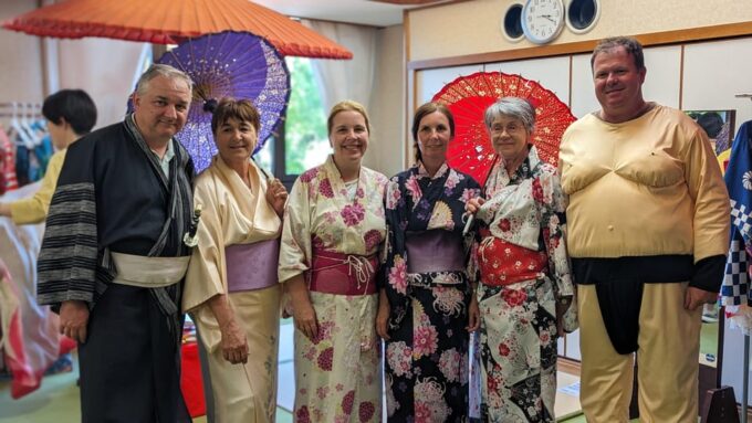 ULTIMATE NARA WALK: Temples, Knives, Crafts & Tea Ceremony - Discovering Nara Park