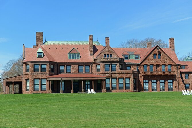 Ultimate Newport Self-Guided Bundle Tour - Engaging Storytelling