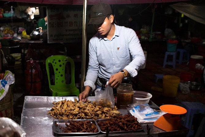 Ultimate PP Food Tour by Tuk Tuk - 20 Tastings & Drinks Included - Tour Accessibility