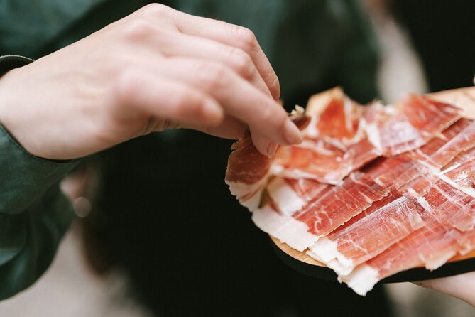 Ultimate San Sebastian Pintxos & Wine Tour (Evening) - Tour Reviews
